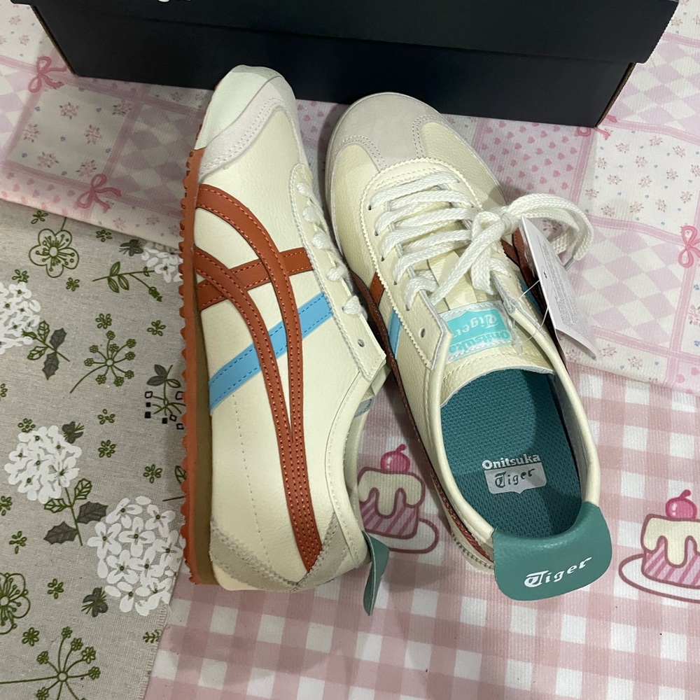 Onitsuka Tiger Cream Sneakers with Rust & Light Blue Stripes - Picture 2 of 9